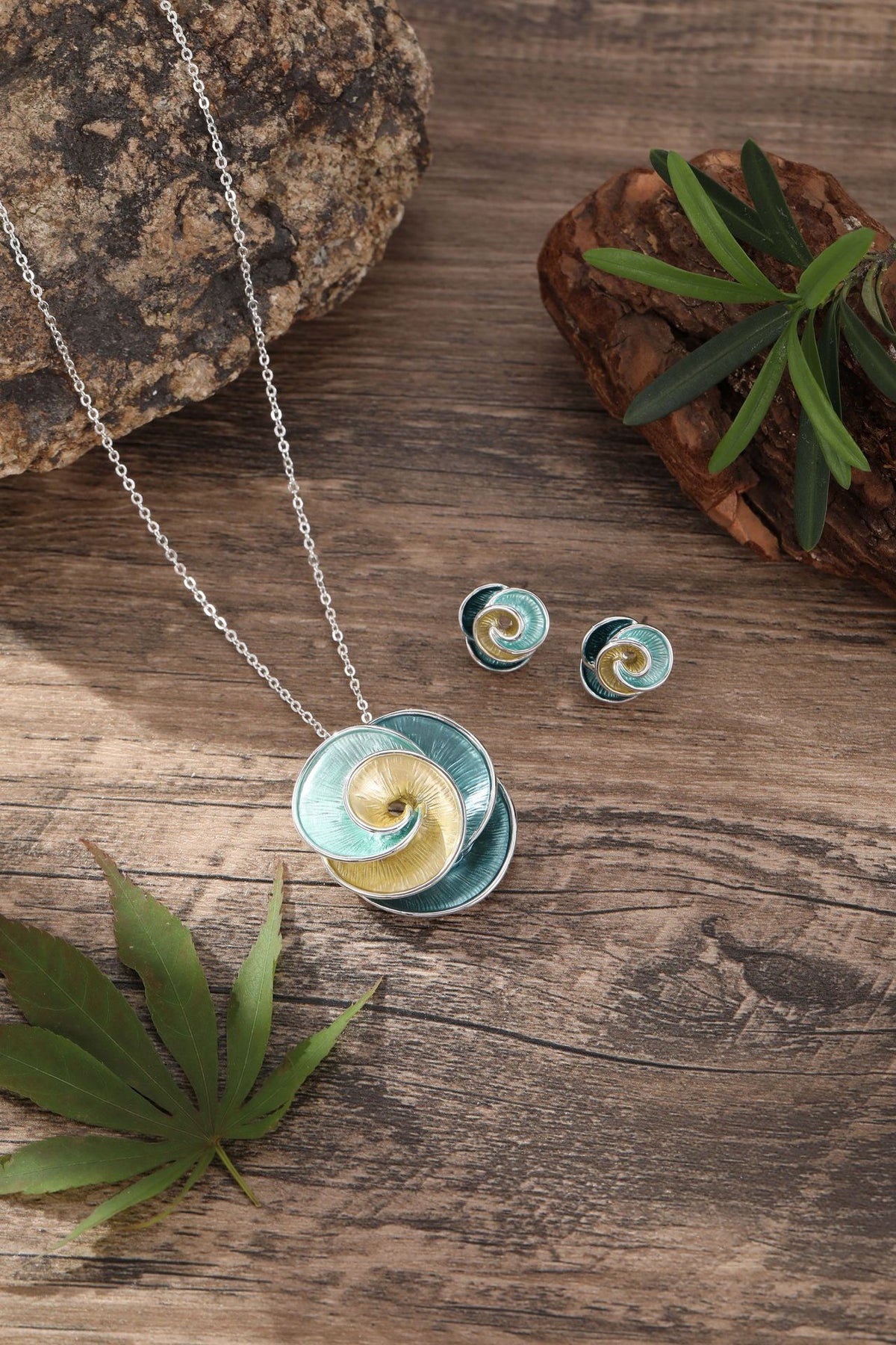 Necklace set