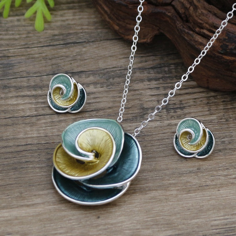 Necklace set