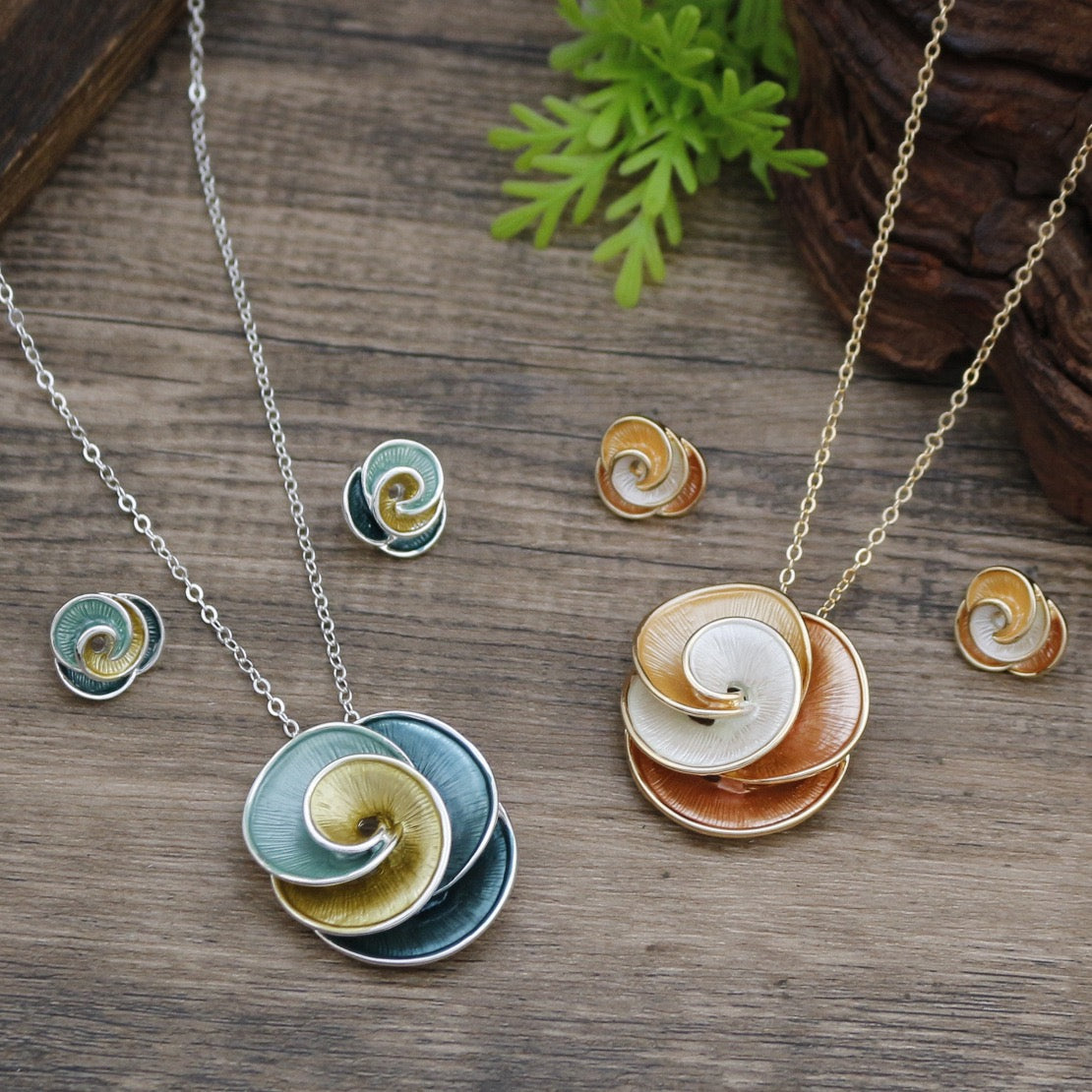 Necklace set