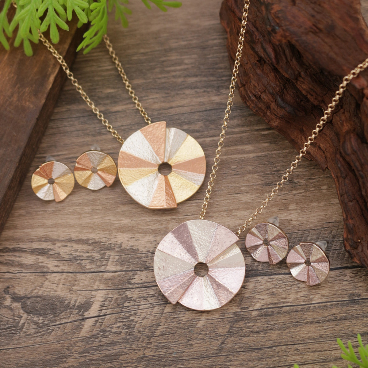 Necklace set