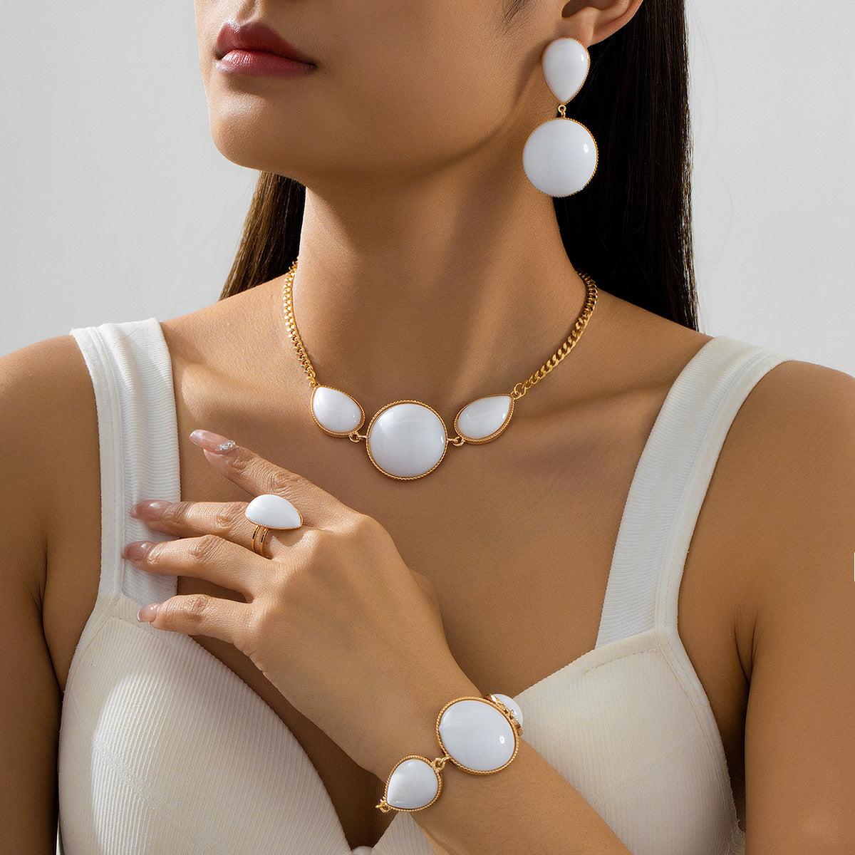 White Necklace set