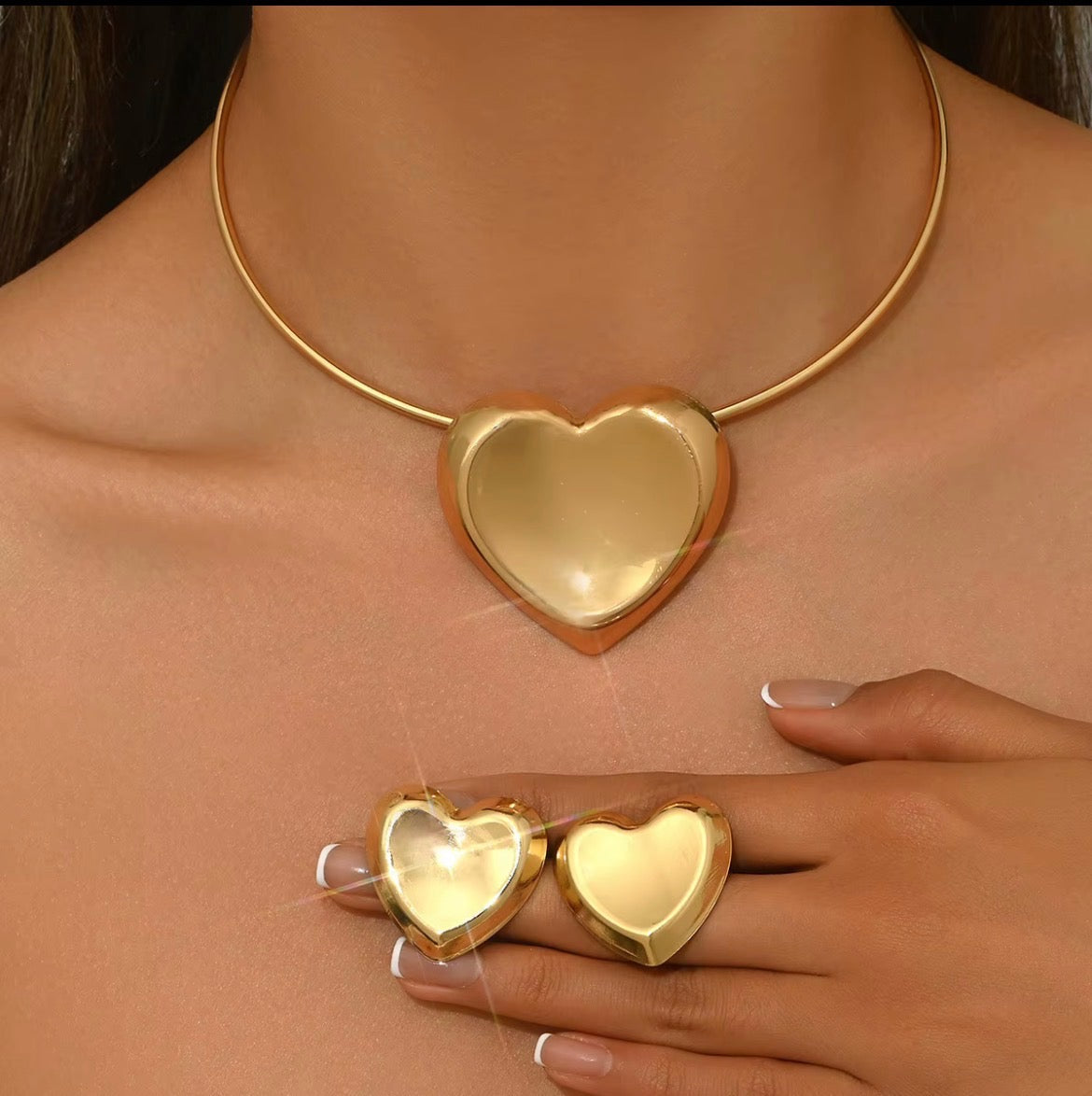 Gold Heart pendant Necklace set