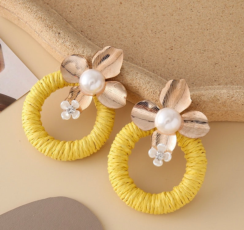 Raffia Hoop Earrings with metal flower