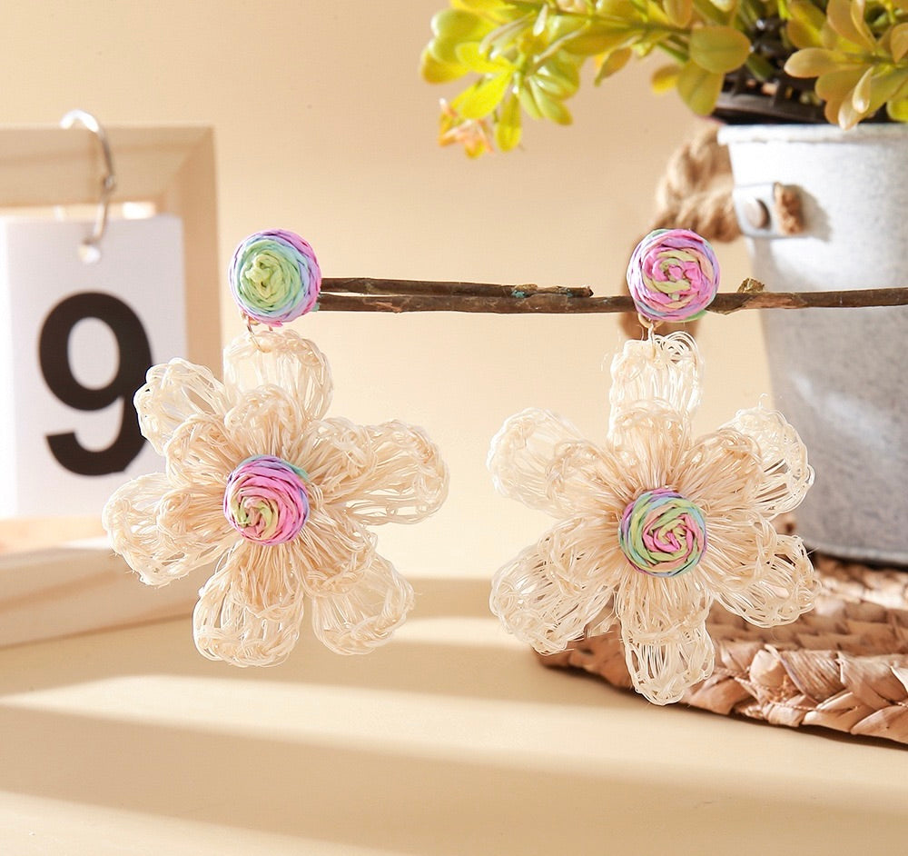 crocheted flower stud earrings