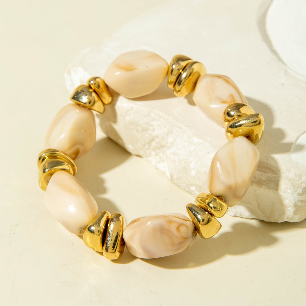 Stretchy acrylic Bracelet