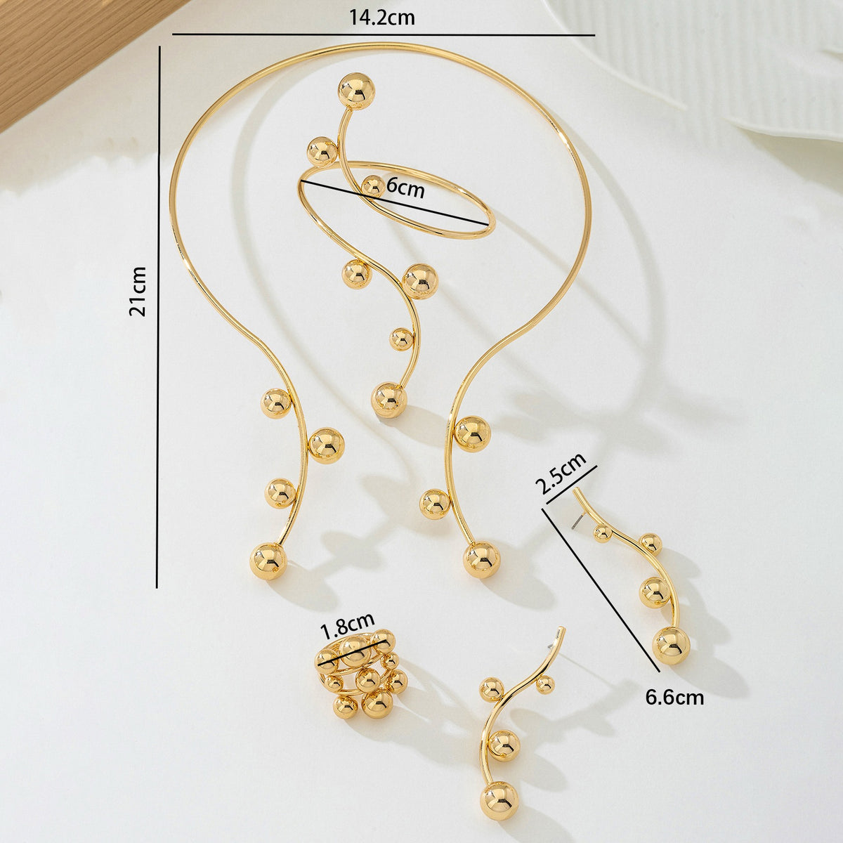 Gold Choker Necklace Set