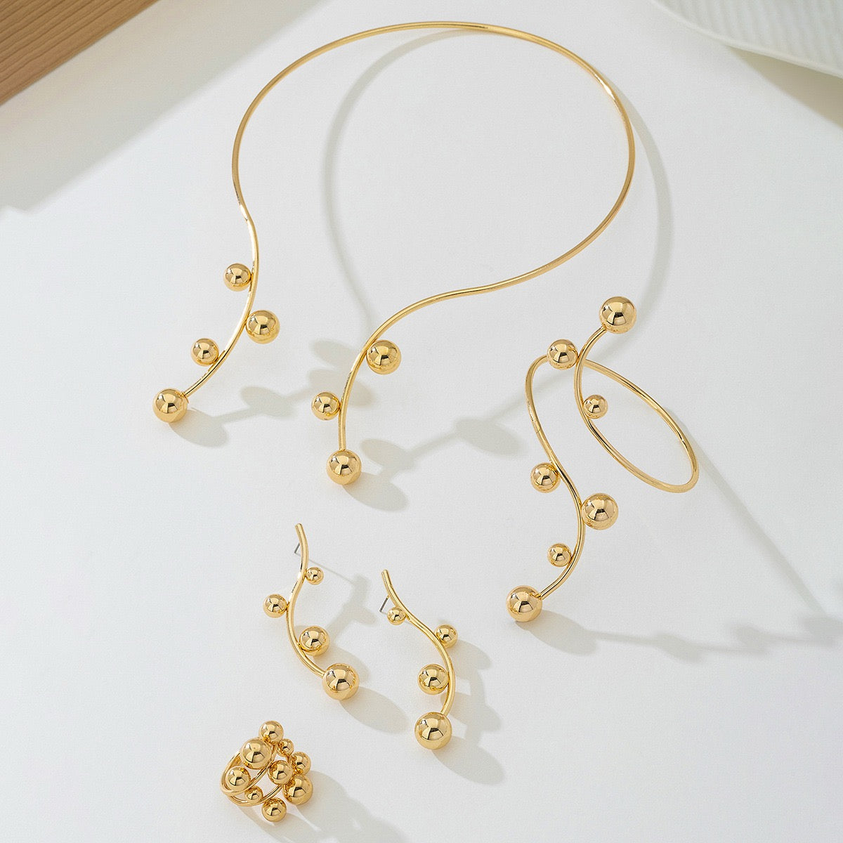Gold Choker Necklace Set